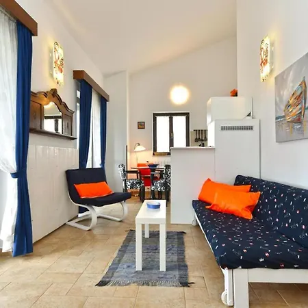 Διαμέρισμα Charming Flat With Shared Pool *